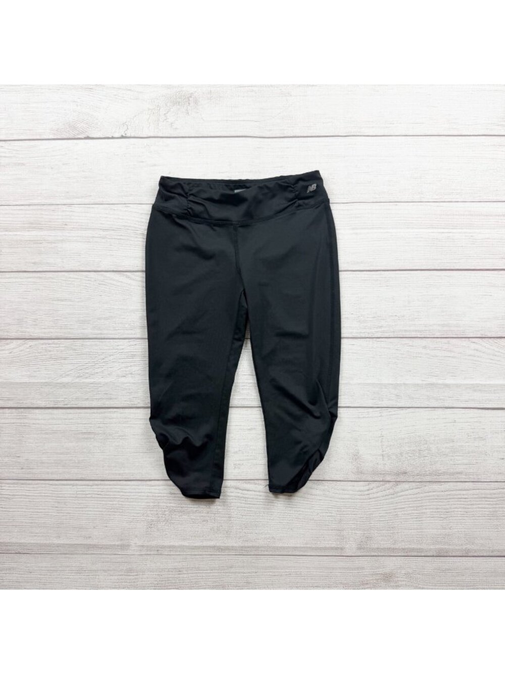 New Balance Girls Cropped Black Workout Leggings Lightweight Comfort M 7-8